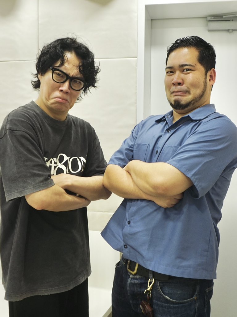 goyousu_reiwa's tweet photo. #令和ロマンのご様子 公式アカウントです🎙️

シーズン22-9「ごら岡ゴリラ」のサムネイル元画像とオフショットはこちら📸 https://t.co/MusWdh8Uuu