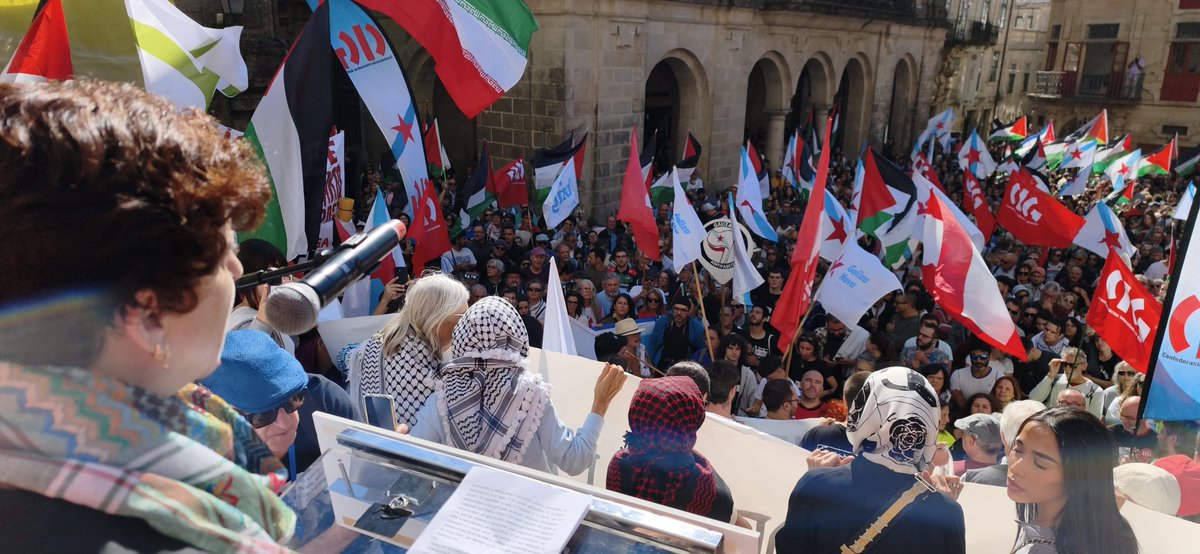 mardelumes's tweet photo. Millares en Compostela mostrando, máis unha vez, a solidariedade sen fisuras do pobo galego coa #Palestina 

#GalizaConPalestina https://t.co/YGK2l4Ex8q