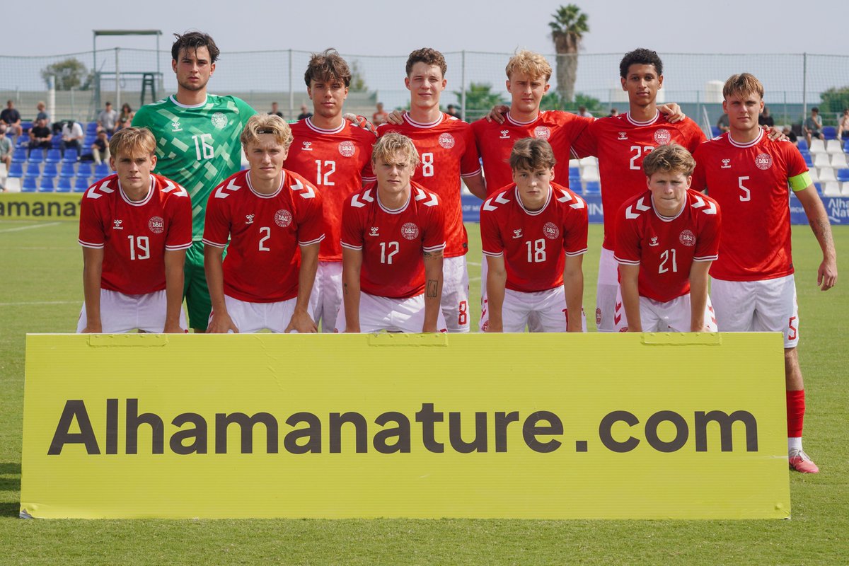 PinatarArena's tweet photo. ⏰ INICIO ✅ https://t.co/50xlO2DLeF
