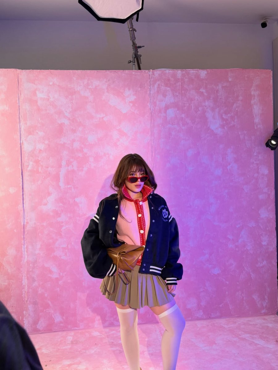 captaltruther_'s tweet photo. behind the scene shoots from a 2025 photoshoot! 

🔗: https://t.co/XbrUiynb4V 

KRYSTARI PURINA FUNRUN
#KRYSTARI #KrystalMejes https://t.co/CvUVulH5iI