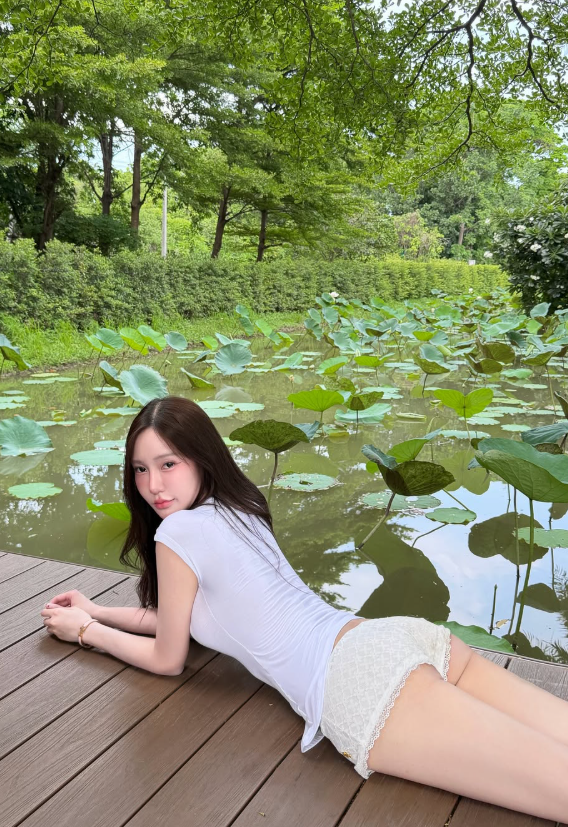 immintii's tweet photo. 🐰🤍 https://t.co/VFMjZlQkL1