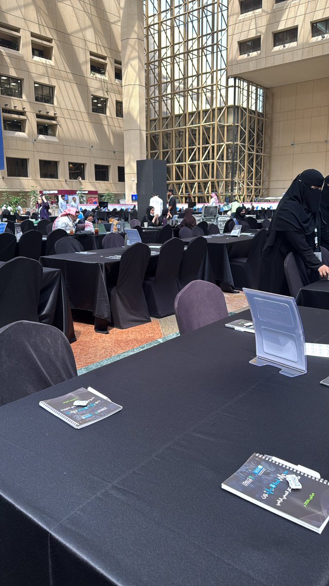 Ami_11i's tweet photo. الحمدلله 🏆

بكل فخر، حصل مشروعنا «عون» على المركز الأول 🥇 في مسار تجربة المريض الرقمية ضمن هاكاثون الابتكار الصحي الرقمي – هيلثون 2026. #Helathon 

فخورة جدًا بفريقي، وممتنة لهذه التجربة اللي حولت فكرة إلى إنجاز.

شكرًا لـ #هيلثون على هذه التجربة والفرصة.

الحمدلله على التمام💫 https://t.co/unXo3aWwyd
