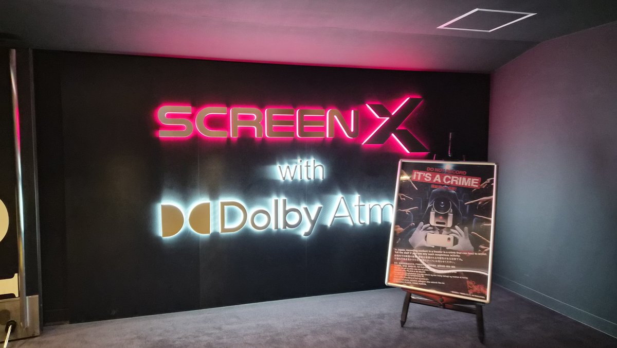 musako03's tweet photo. SCREEN X with Dolby Atmos
横浜ブルク13で見てきました
もう普通の映画館に戻れません！ https://t.co/stXb44rsgj