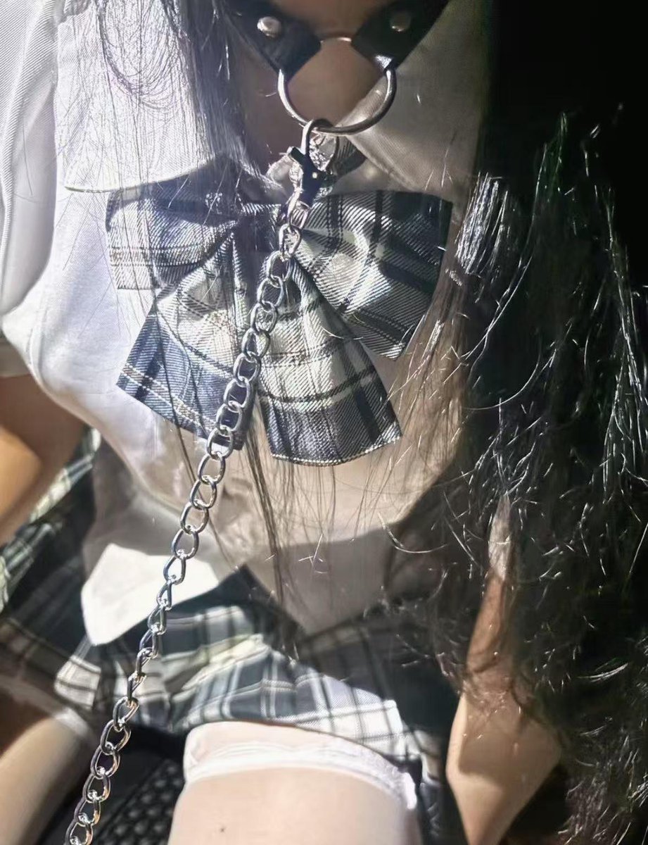 robthecarny's tweet photo. 真的离谱，被昆山未成年小孩拿捏，点赞看看有多少人喜欢这样玩 #昆山 https://t.co/eZYuAnez9B