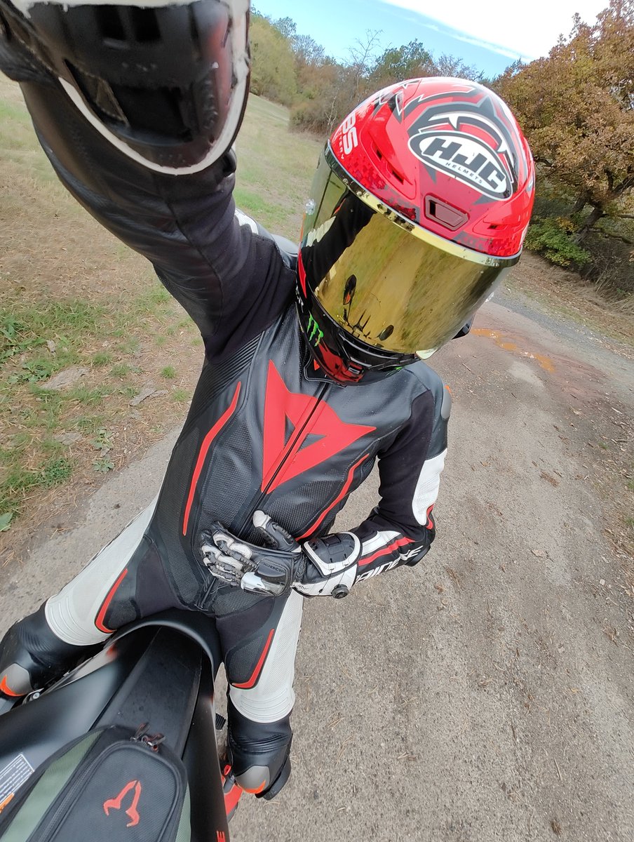 funingear's tweet photo. Sunday bike ride https://t.co/uedNg4taOo