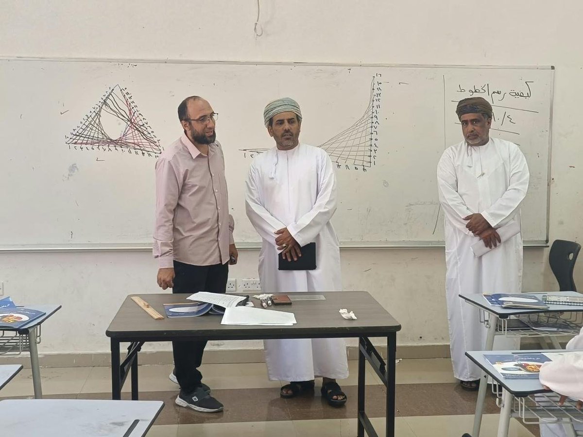 SchoolAndat's tweet photo. تشرفت مدرسة أندات للتعليم الأساسي بزيارة الفاضل مسلم العامري، مدير إدارة التعليم برخيوت، يرافقه الفاضل عمر السعدوني، وذلك للاطلاع على سير العمل مع بداية الفصل الدراسي، والوقوف على جاهزية المدرسة واحتياجاتها، في زيارة تعكس الاهتمام والمتابعة الميدانية. https://t.co/y3u9W9iWVj