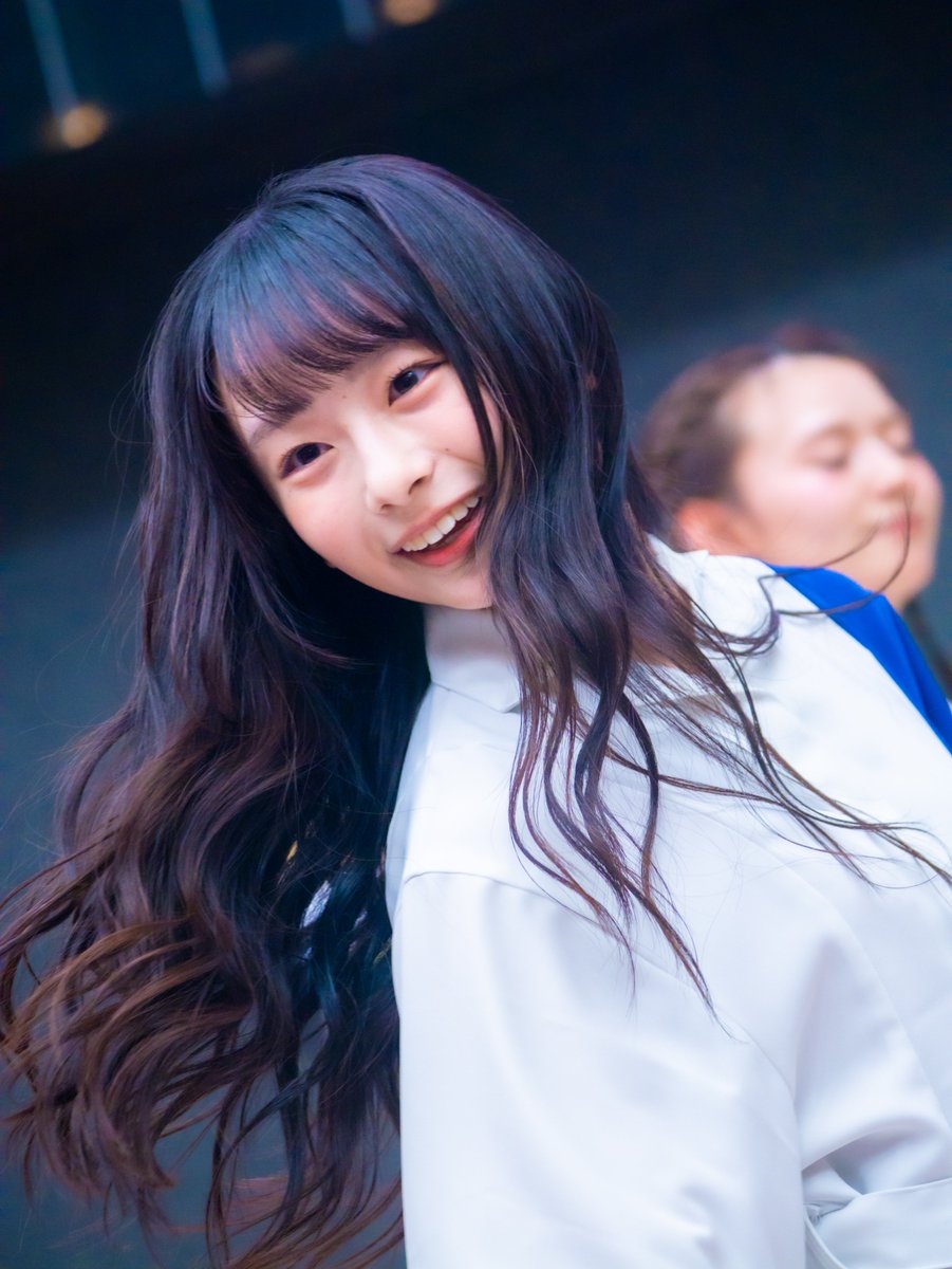 NGYMKHRYKHM's tweet photo. 「もう一度お名前訊いていい？」が可愛いので、名前なんてずっと覚えなくていいよのLILIさん

YUIさん3コマ漫画

#ボンサイ
#BNSI
#LILI https://t.co/F2isYt0Cvv