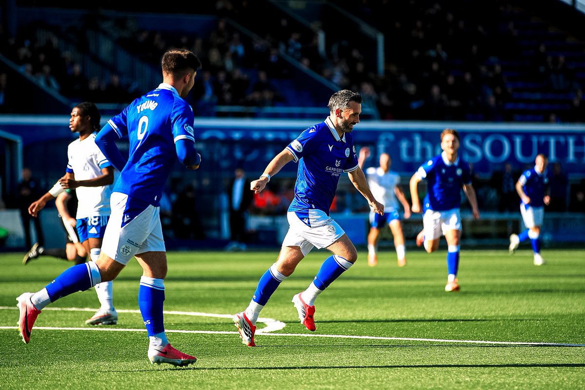 OfficialQosFC's tweet photo. Clark with the opener! ⚽️ 

#QOSCVR | #TheDoonhamers https://t.co/1P0AF7hmwE