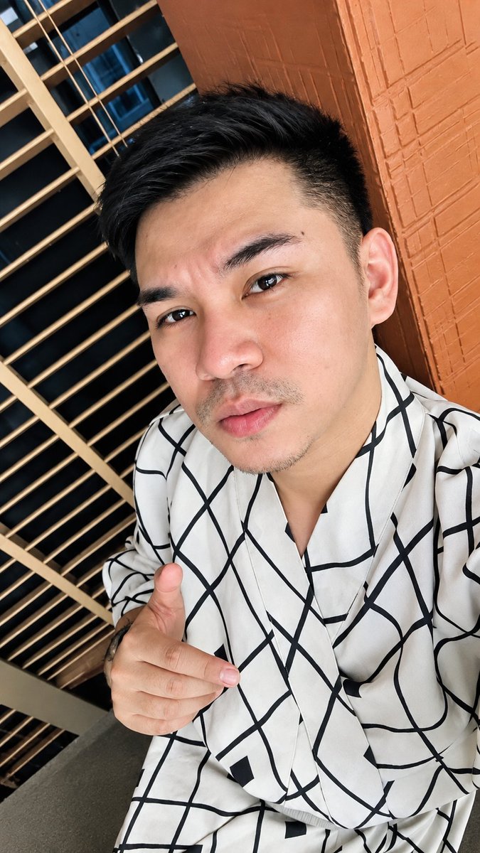 xientangelo tweet picture