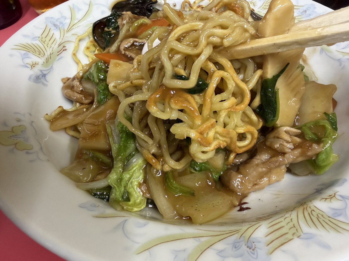 spanky5Time's tweet photo. 五目焼きそば！
うずらが良い仕事してる！😋

#五目焼きそば 
#五目あんかけ焼きそば https://t.co/YVysBYtSAE