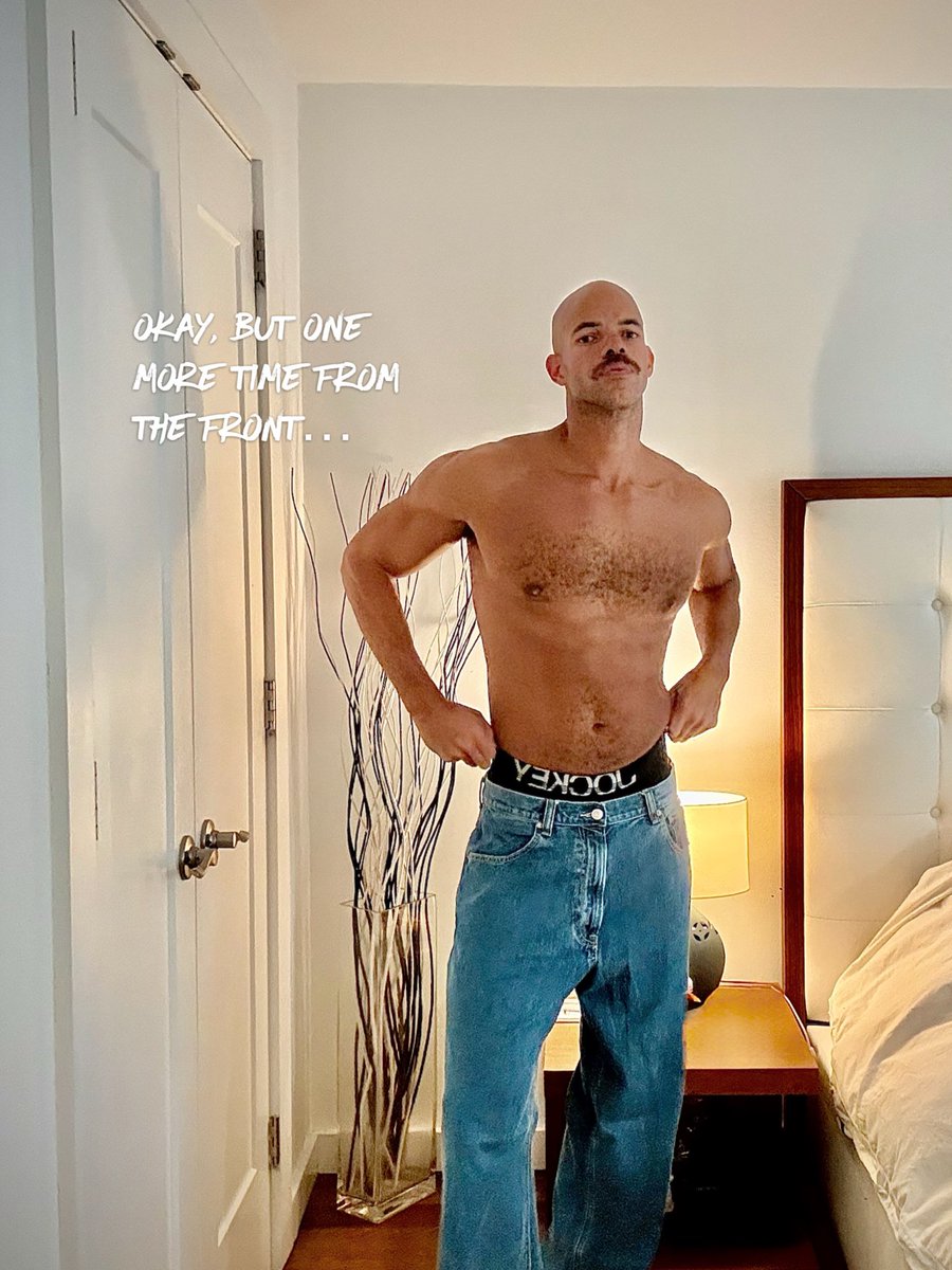 JasonOffDuty's tweet photo. Apparently this is what “keeping an open mind” looks like at 41. https://t.co/bpG7ECGL4Z
