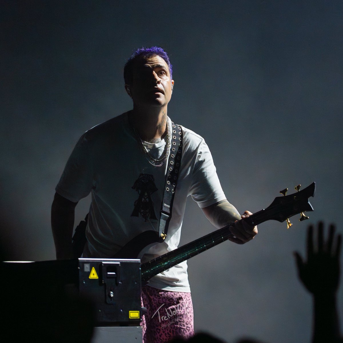 infosevenfold's tweet photo. TOUR | Mais fotos do Avenged Sevenfold em Tokyo, no Japão, durante sua turnê na Ásia.

📷: @TreNotC00l https://t.co/rU5b9sPzEE