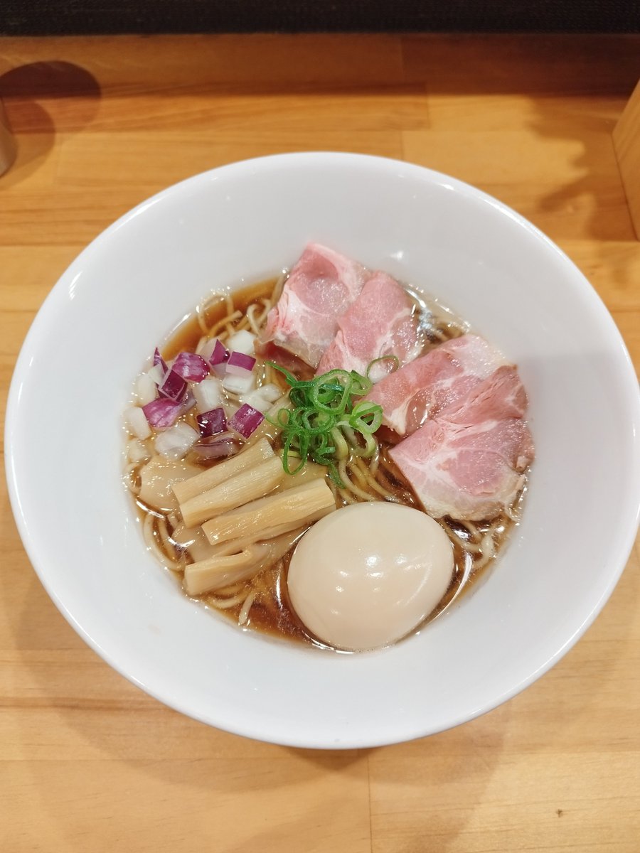 ssmyth1006's tweet photo. @Matsuri_MJ のどぐろらぁ麺とんでもなく美味しいのでぜひ🤤
天神南のほうだと限定じゃなく食べれるはず https://t.co/nYxtFNC0MH