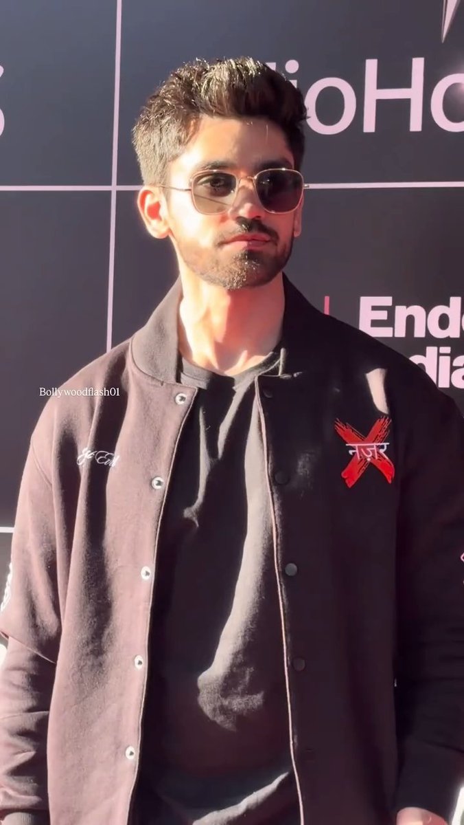 Fatimajaved45's tweet photo. Our fine af WINNER is glowing even harder today! ❤️‍🔥😮‍💨

#AvinashMishra #kkk15 https://t.co/HhTOeV3i1W