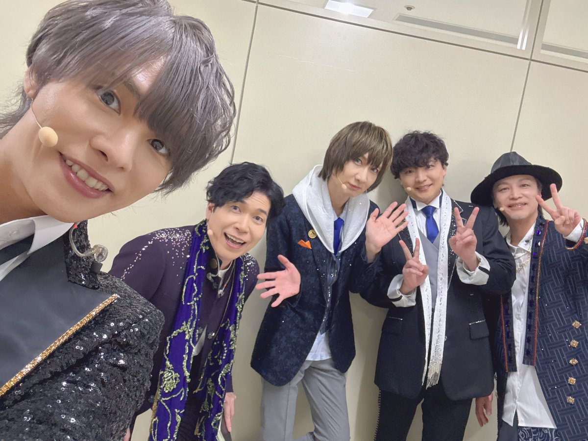 ok_nobuhiko's tweet photo. 2日間、全5公演ありがとうございました。

アイススケート⛸️の皆様がとてもかっこよく、声の方でも負けないよう魂を込めて演じました。歌ももはや大熱唱してしまいました。

でもなぜか頭の中で、へし切の曲がループしてます。圧し斬られたかもしれません。 https://t.co/Np29535sag