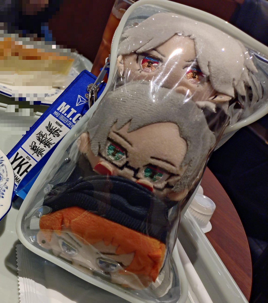 5disney22's tweet photo. ぴあアリーナ　ヒプマイ　ヒプノシスマイク　ヨコハマ　MAD TRIGGER CREW　もちころりん　落し物　落とし物

2日目ライブ後にカバンに付けてたもちころりんを落としてしまいました💦会場か桜木町駅に行く途中かどこで取れたか定かでなく、拾った方、情報もってる方いましたらご連絡下さい🙇‍♀️
 #拡散希望 https://t.co/VDDHWeTzji