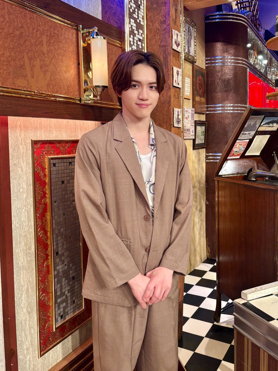 jr_official_X's tweet photo. 今日23:15から放送の
『 EIGHT-JAM 』にKEY TO LITより 
#岩﨑大昇 が出演します🗝️🤍

ボーカルの魅力をたっぷりお届け🎤🎶

ぜひご覧ください‼︎

#EIGHTJAM
#KEYTOLIT https://t.co/Hcry0bPX7m