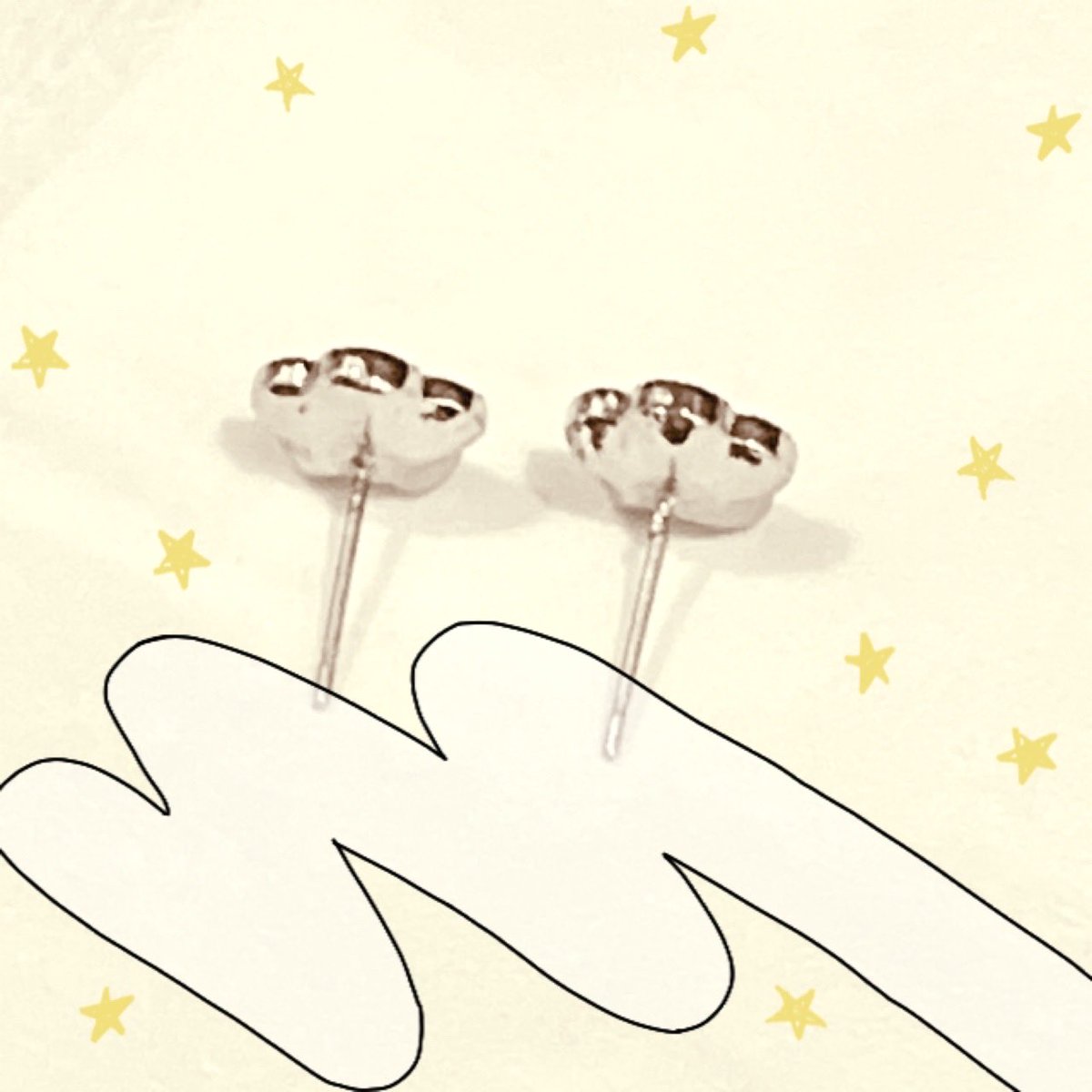 lemonaade252407's tweet photo. 断捨離 896~898.
ピアス
小物類

ピアス、かわいくて衝動買いしちゃったんだけど付けてると重さが気になって…ｺﾞﾒﾝﾖ🚮😞 https://t.co/8JWN7yeX50