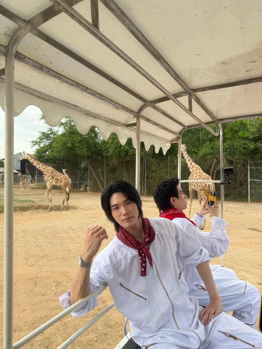 __opywpy__'s tweet photo. Win IG

…..

WIN MAXVOTE ISUZU SS2 EP3
#MAXVOTEROADTRIPSS2EP3
#winmetawin https://t.co/JGYwkvMzWX
