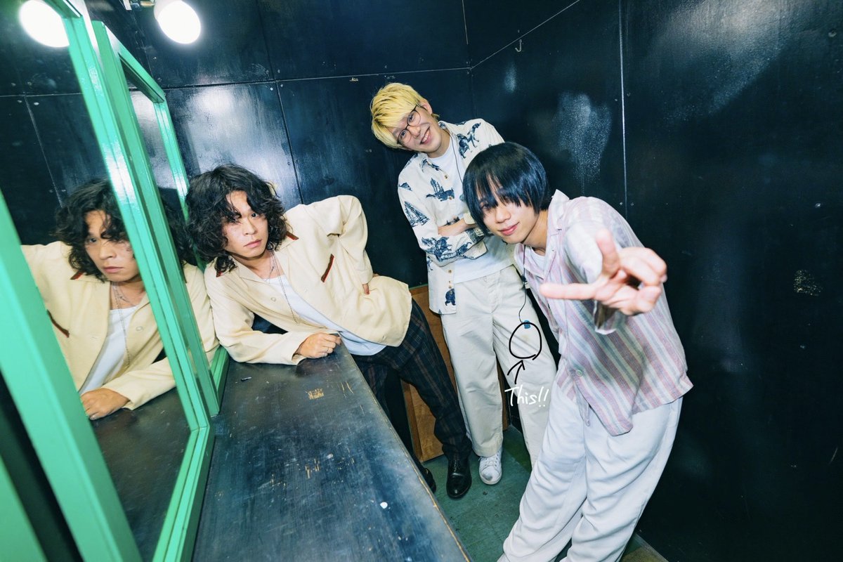 antiqueseea's tweet photo. 原くんのズボンにシミがあるように見えるのは私の気のせいですか…… https://t.co/G47pWiy0EG