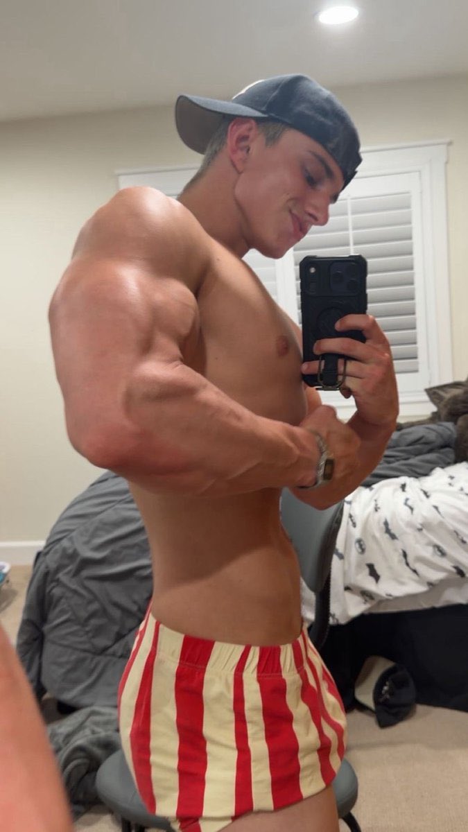 MasterGavi6kz's tweet photo. It feels too fucking good. Stroking it all away for faggotsex🍆.

Telegram ~ https://t.co/1YUPG3OD4G is open for calls, customs, drains, and cam shows. DM to book.

#Findom #fypシ゚viral #Faggotsex https://t.co/YtM3ZovpSy