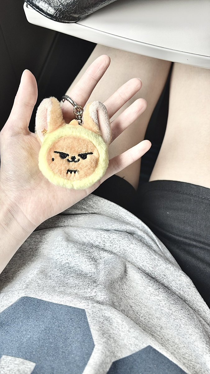 Yeon_bokchi's tweet photo. #모구모구 #모아트친소
첫콘 가는 연프랑 쭌얘할사람 ~ ♡

♡-F
RT-DM
@-반모(본인 07)

반모 좀 많이 걸러서 받아요
트친들 인용 부탁해 ☆ https://t.co/6T0Pd5DLyW