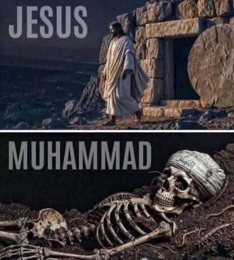 AmericanMama's tweet photo. Jesus is the Son of God, who could perform miracles and rose from the dead. 

Muhammad was visited by Satan and eventually died. Muhammad was a demon. https://t.co/PyLXJiM7OX