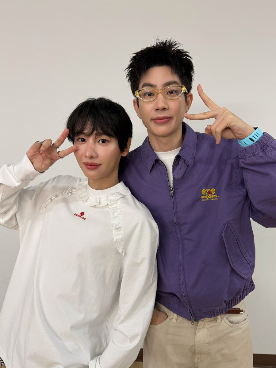 GmmtvShop's tweet photo. ออฟ - กัน และ BABII ขอบคุณทุกคนที่มาร่วมกิจกรรม Fan Sign ในงาน GMMTV FANIVAL 2026 : Happy Family

@off_tumcial @AtthaphanP
@BABII_GMMTV 

#GMMTVFANIVAL2026HappyFamilyxOG
#GMMTV https://t.co/JGdERob90G