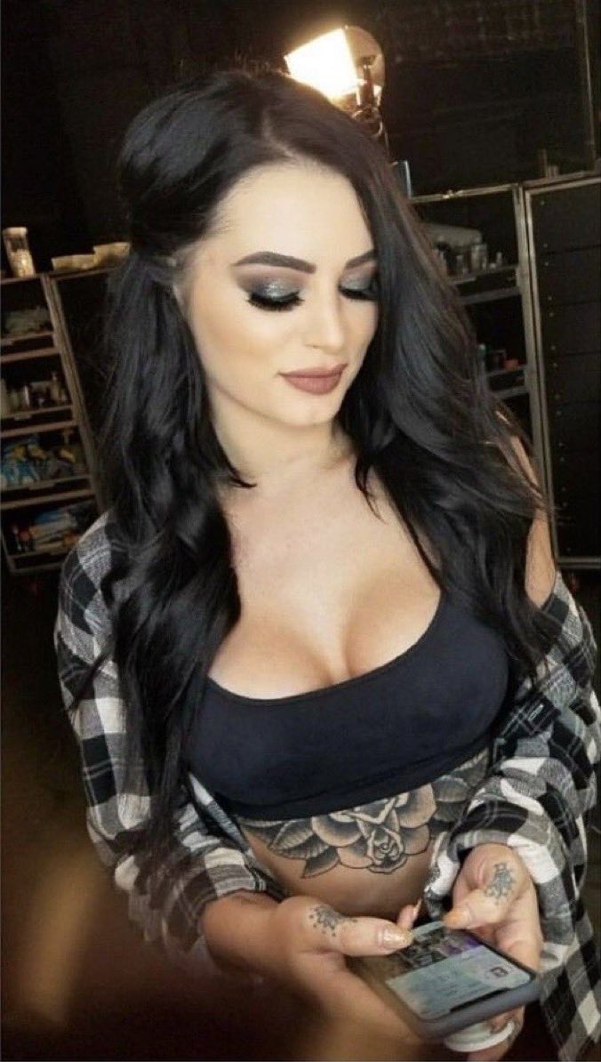 let_stephanie_'s tweet photo. 🖤ᰔ https://t.co/UQ0MmDzWCw