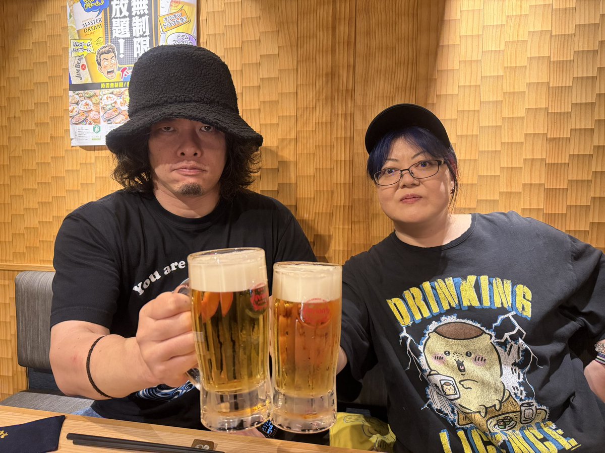 125Uchi's tweet photo. 沖縄ありがとうございました！

#オリオンでカンパイ
#取り急ぎ https://t.co/mDnnVf1IWK