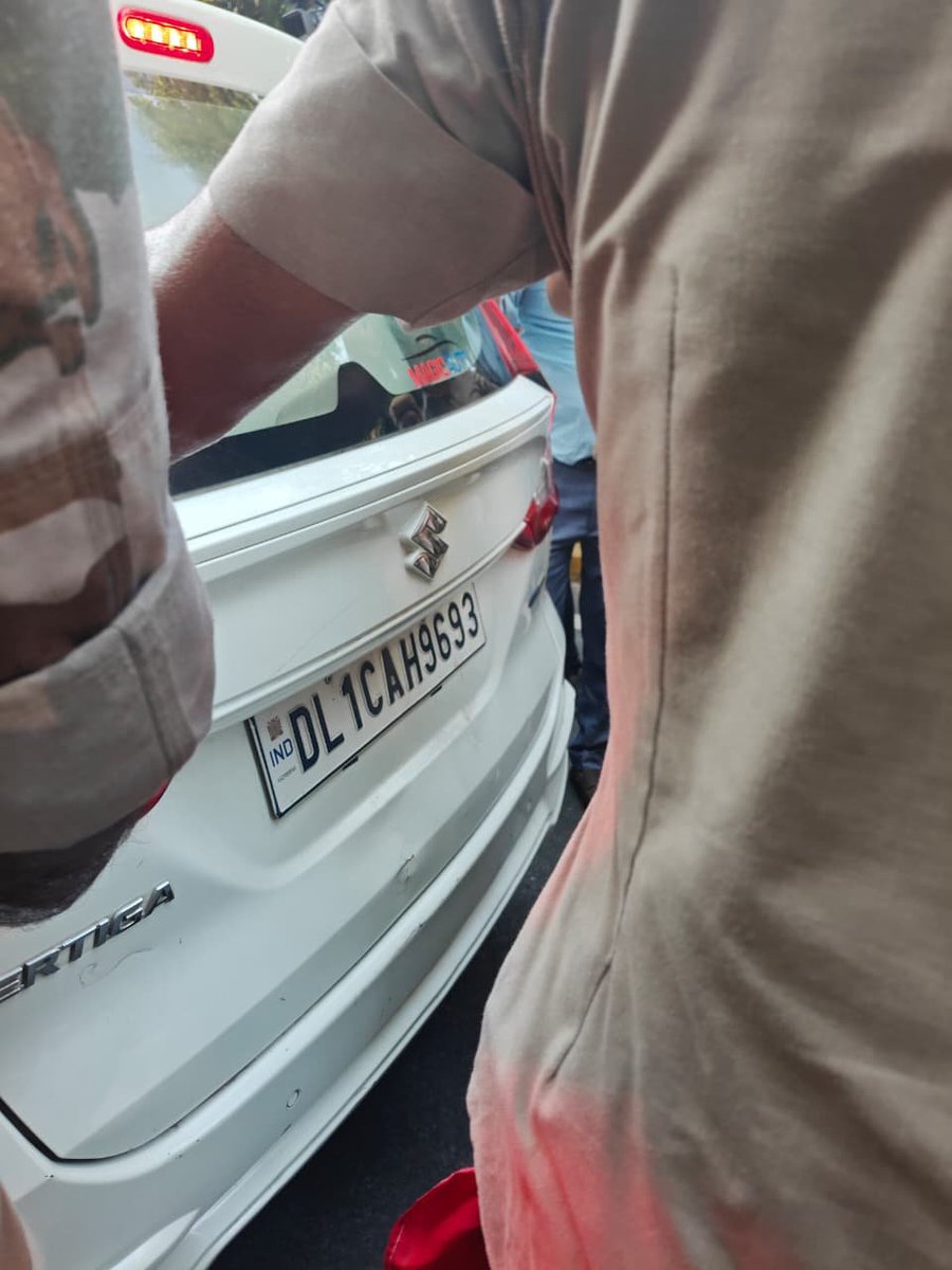 nsaibalaji's tweet photo. Neha @aisa_official_ , President has been detained in a police car with all male officers. They police is not telling where she has been taken. Neha is not responding to the calls and messages. Request @DelhiPolice @DelhiPoliceCom1 to immediately inform the whereabouts of Neha. https://t.co/hOBvGKNAxU