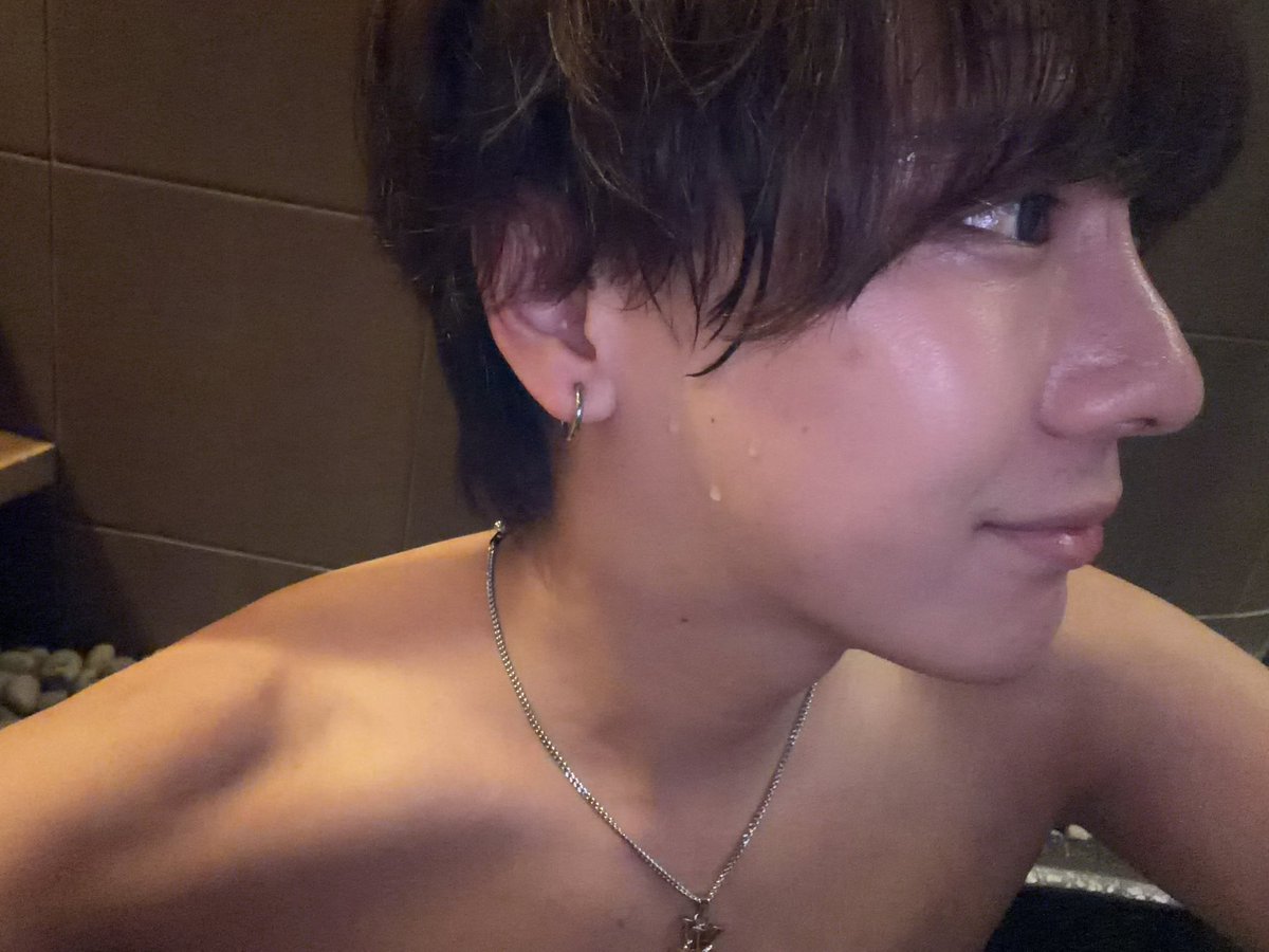 Renchama____'s tweet photo. 温泉貸切で楽しかった♨️ https://t.co/mliLl5Z0WQ