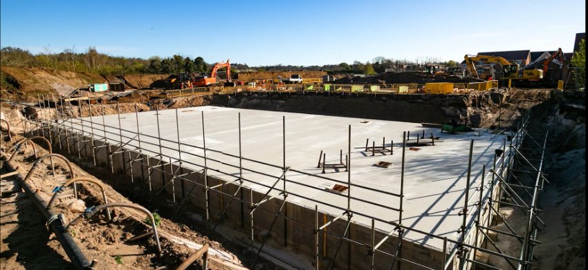 Building_Innov's tweet photo. FP McCann has successfully delivered a bespoke hybrid Sustainable Drainage System (SuDS) for Bennett Homes' The Spires housing development in Norfolk...  

https://t.co/TZNOnfilVY

( @FPMcCann )

#Construction #Drainage #SuDS #Housing #Architects #FloodManagement #Sustainability https://t.co/mjOOYKj1VU