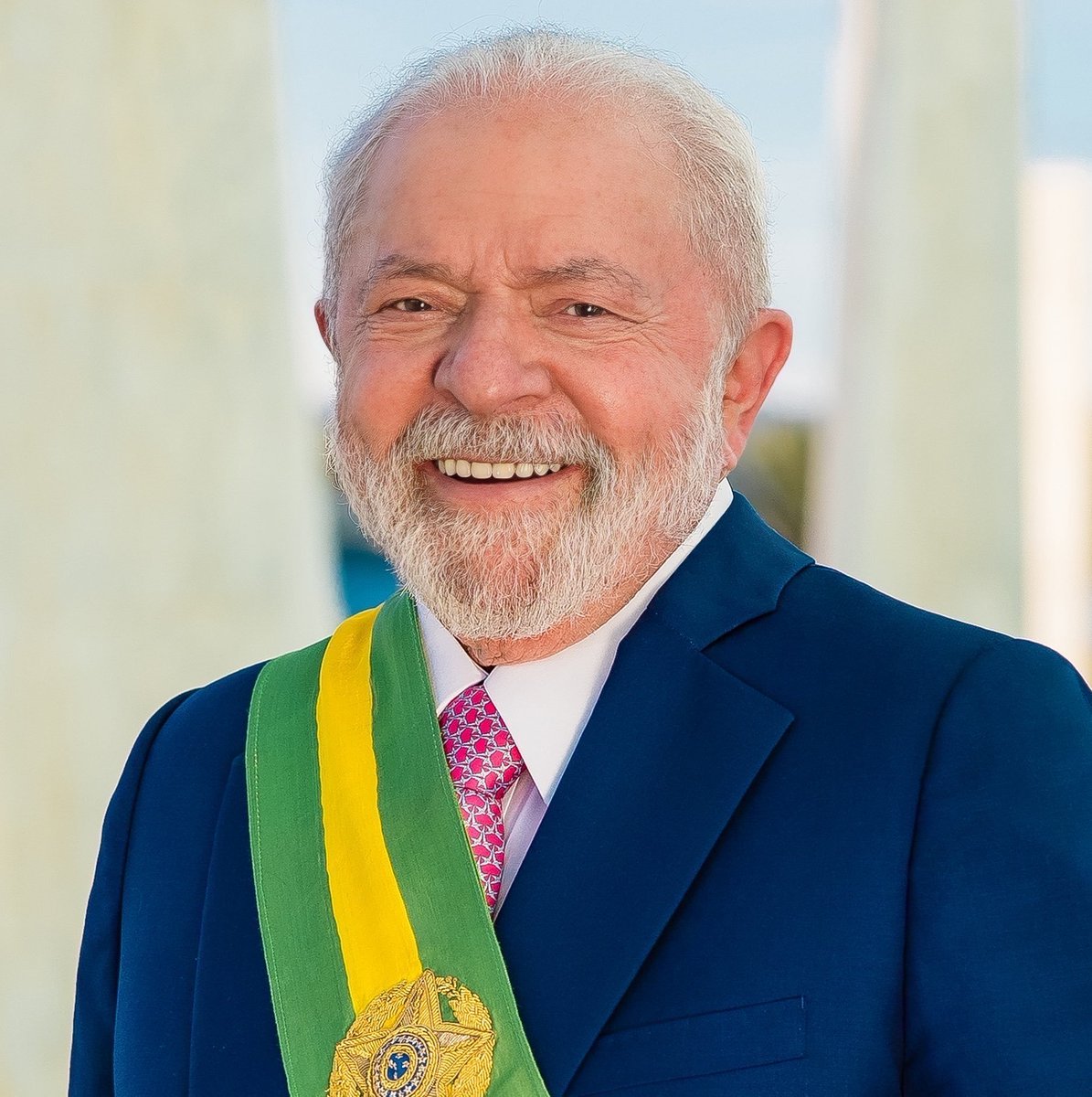 rgklui's tweet photo. lui declara voto em lula ★ https://t.co/ViDm28V1Nb