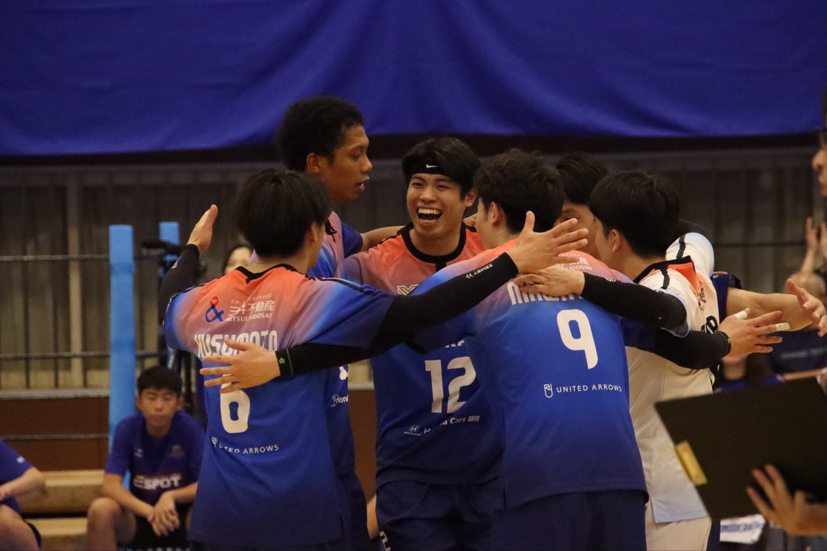ta_825_'s tweet photo. 0️⃣1️⃣組が揃ってコートに立ってるの涙😭💖

#武田大周 選手
#山田大貴 選手
プレシーズンマッチ
2026.10.04 📍三島市民体育 https://t.co/QKS8tiCXLa