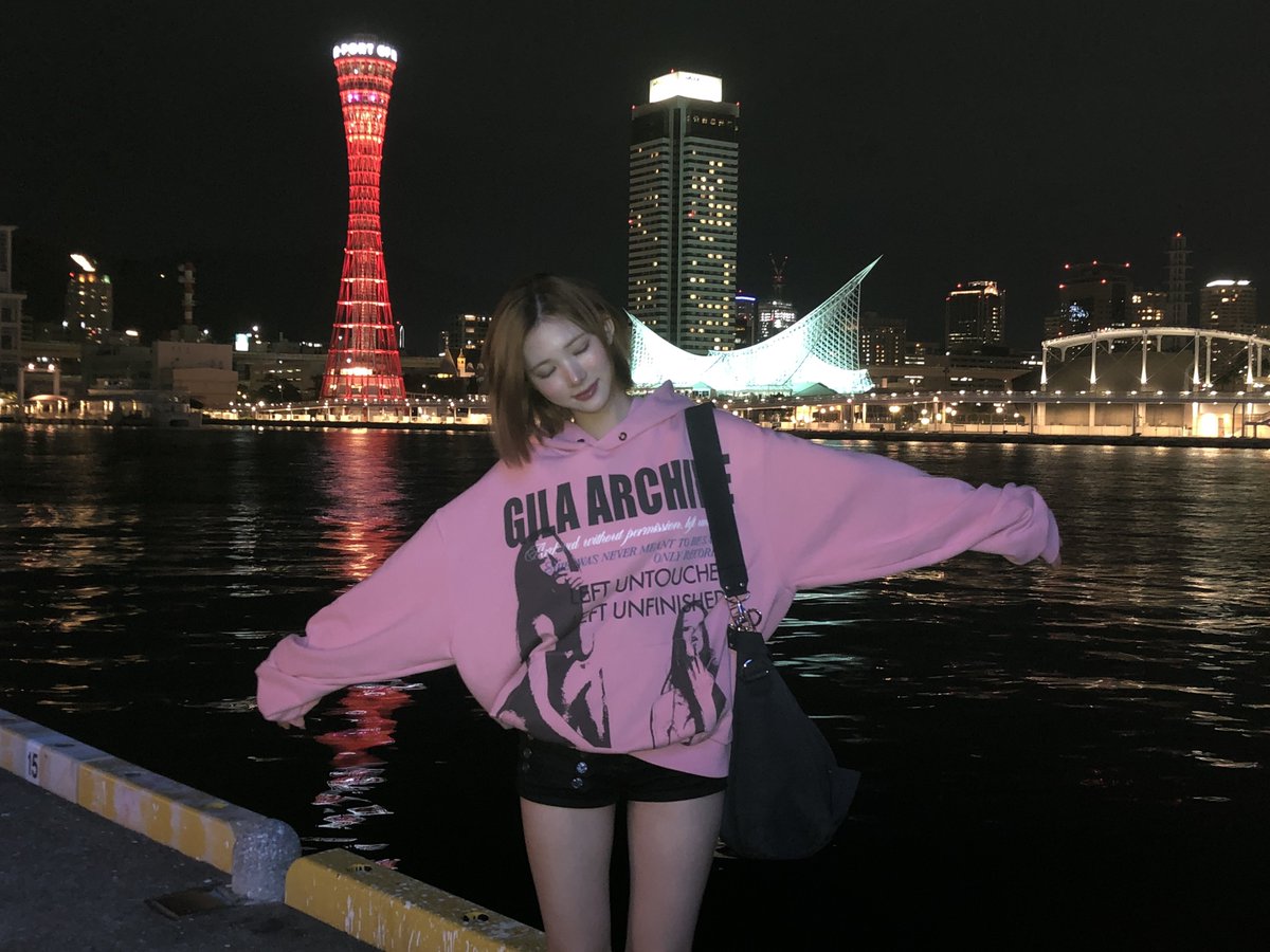 zziuuo_'s tweet photo. ver 2 . . ♡ https://t.co/gLRzSHqDdc
