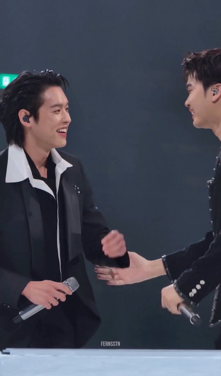 imergyboo's tweet photo. บิวกิ้นกับพี่นนท์น่ารักมากกกกกกกก ㅜㅜ👊🏻💞 https://t.co/RJNKNC994u