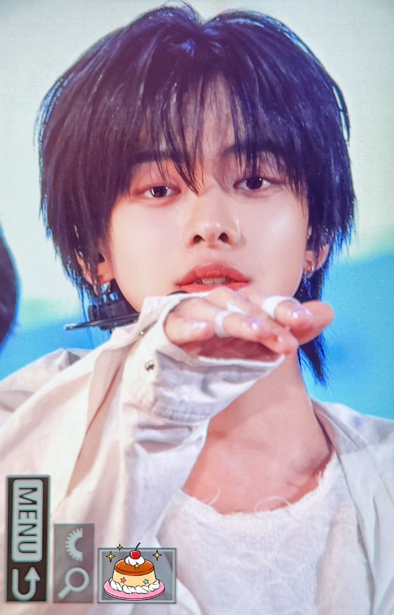 2leo02's tweet photo. 261004 짱말랑만듀 🥟🥟
#리오 #LEO #이리오 #LEELEO #リオ #ALPHADRIVEONE #ALD1 #알파드라이브원 https://t.co/CC1c0XWr7n