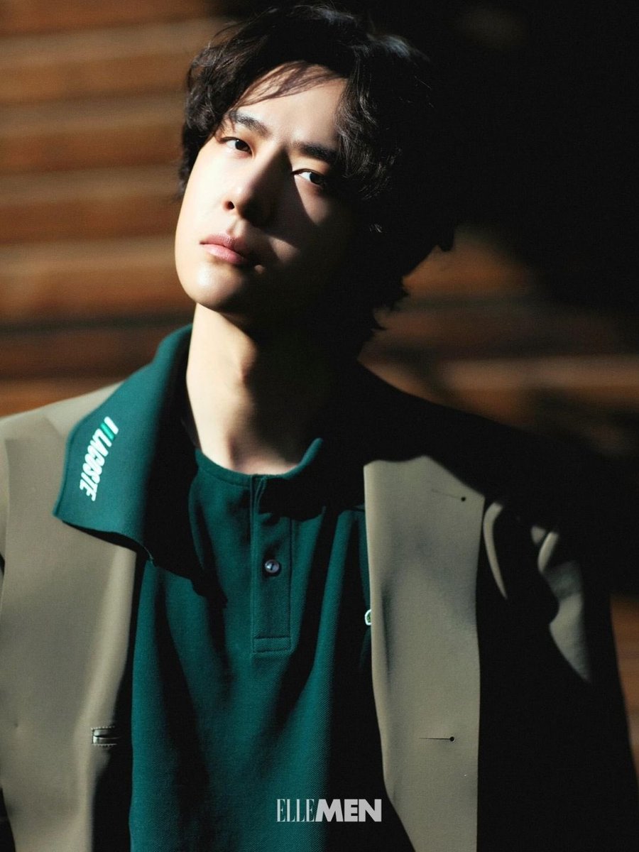 ElleMenThailand's tweet photo. หวังอี้ป๋อ Global Brand Ambassador ของ Lacoste ปรากฏตัวที่ Paris Fashion Week ในลุคจากคอลเล็กชั่น Lacoste Spring-Summer 2027 โดยเขาได้สวมใส่ลุคดังกล่าวก่อนที่คอลเล็กชั่นจะเผยโฉมบนรันเวย์อย่างเป็นทางการ
 #ElleMenThailand #LacosteSS27  #WangYibo  #WangYiboPFWxLacosteSS27 https://t.co/TrTn4OsX3v