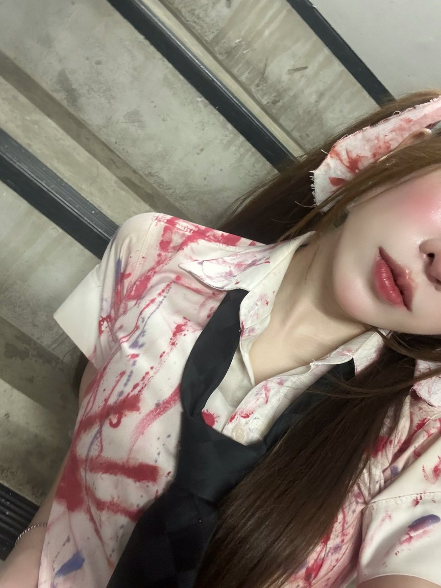 angiepeachyou's tweet photo. ผีไม่มีใครรัก ;🐽;

#angiepeachyou https://t.co/Lq53KoXQp4