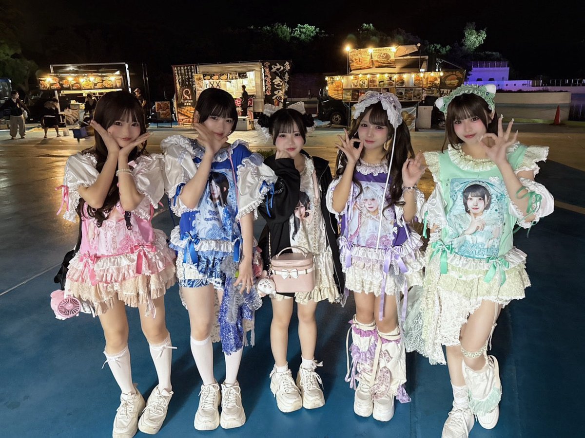 parasai_info's tweet photo. この時間がずっと続けばいいのにって思っちゃったしんよ🌌🫧

 #パラサイ  #パラレルサイダー https://t.co/8kk7NalvB5