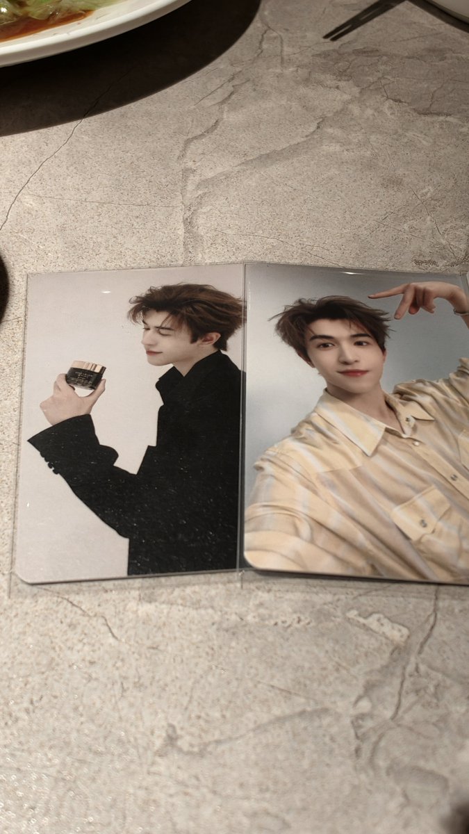 junearch66's tweet photo. การ์ดหล่อมากกกกกก

Yinhaoyu X Estée Lauder
#EsteeLauderCDFxPatrick https://t.co/bXNEbHvSym