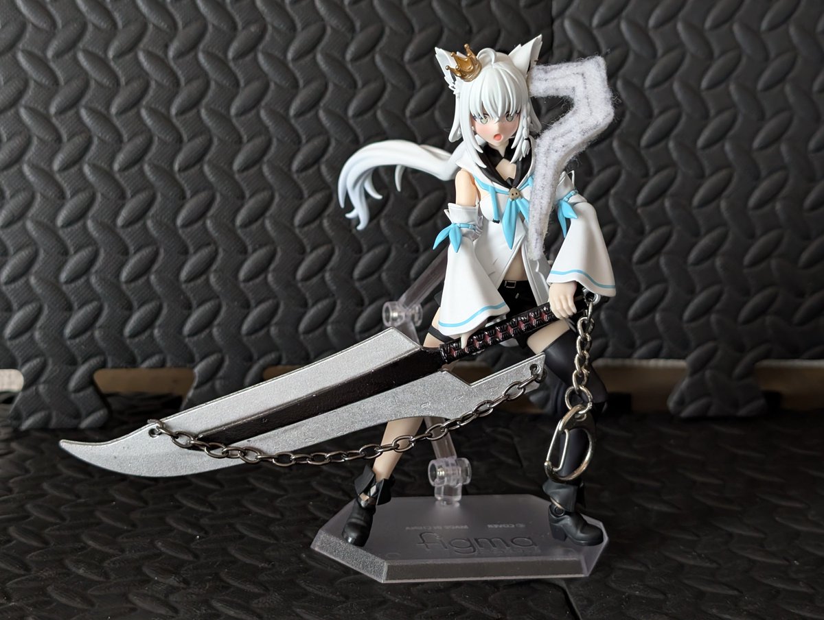 555gh4's tweet photo. 角を足せば　完………………全‼️

#絵フブキ
#白上フブキ
#figma https://t.co/goJpjH9777