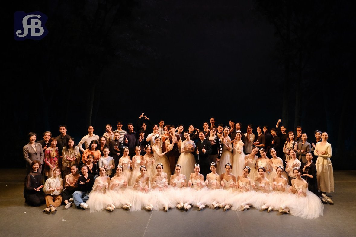 ballet_sh's tweet photo. 🤍ジゼル🤍

＼無事に終演いたしました✨／

ご来場くださったみなさま、誠にありがとうございました！
1幕の様々な人間関係が絡み合うドラマティックバレエと2幕の美しい白のバレエ、両極端の2つの世界をお楽しみいただけておりましたら幸いです😌🩰
ご尽力賜りました全てのみなさまへ、心から感謝申し上げます。
今後とも、貞松・浜田バレエ団をよろしくお願いいたします☺️💓

#shb #ballet #giselle  #ジゼル