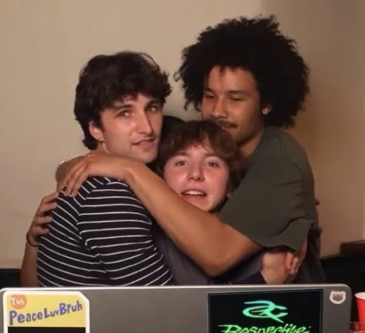 tasteslikekat's tweet photo. coy is exactly where he wants to be https://t.co/PXlFRXauOR