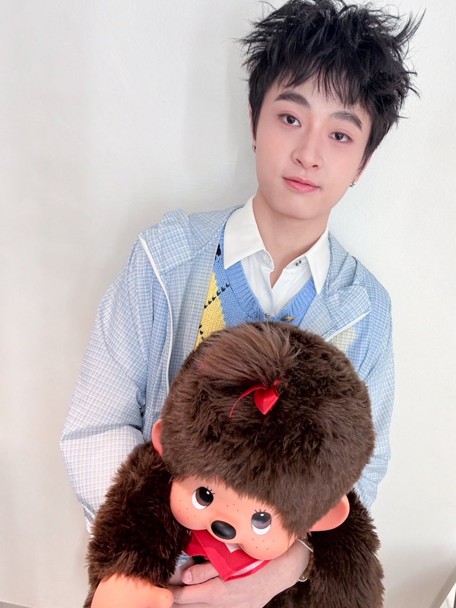 ronna_ronnachai's tweet photo. ธนภัทร นายแน่มาก ☺️ 

WAVE X LINEE WITH TOPS
#LiNEExWave 
#waavetnp https://t.co/Owu7pPUyAC