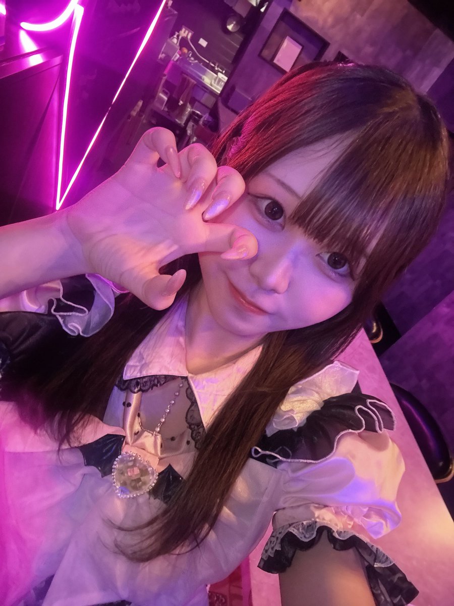 LUVkanano's tweet photo. 21:30-出勤
ひとりでさみしい😖😖 https://t.co/DgACVBmAJ5