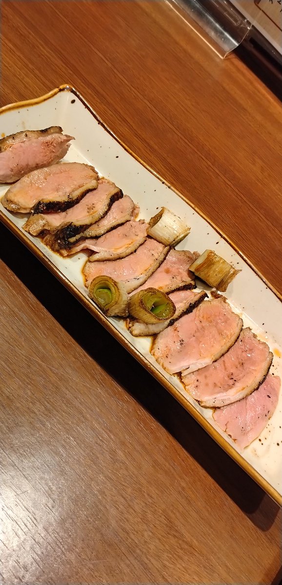 ken_seta's tweet photo. 明日は世界教師デーと時刻表記念日
#明日 #明日は何の日 #飯テロ #SUNABAR #鴨肉の低温ロースト #出汁巻き玉子 #天ざるそば #蕎麦 #蕎麦好きと繋がりたい #嫁にしたい男 https://t.co/A9hSv6dBz6