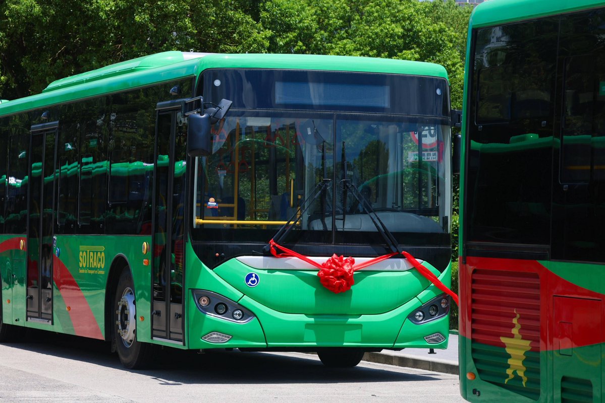 Burkinainfovyk3's tweet photo. MOBILITÉ | BURKINA FASO

Le ministère de l’Administration territoriale et de la Mobilité annonce de nouveaux bus climatisés et l’ouverture de nouvelles lignes SOTRACO afin d’améliorer le transport urbain à Ouagadougou.

Une mesure attendue par de nombreux usagers.

#BurkinaFaso https://t.co/GTnmuyDXuW
