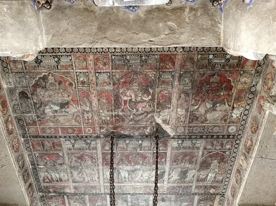 _Shaambhavi's tweet photo. Frescoe at Virupaksha temple, Hampi, Karnataka https://t.co/AU4eH5MGjq